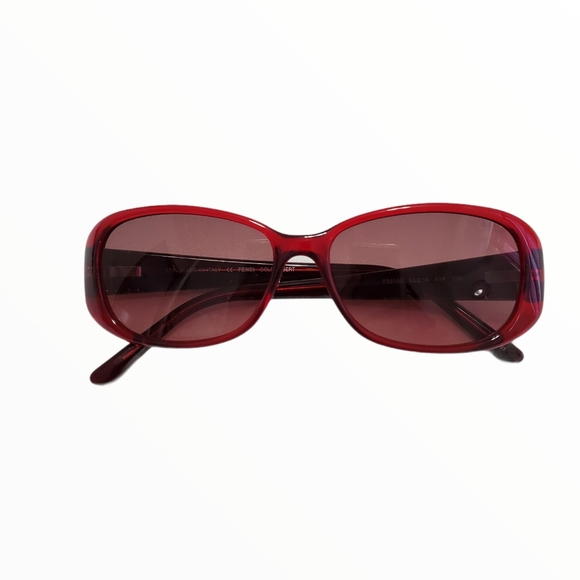 FENDI Sunglasses - Picture 4 of 11